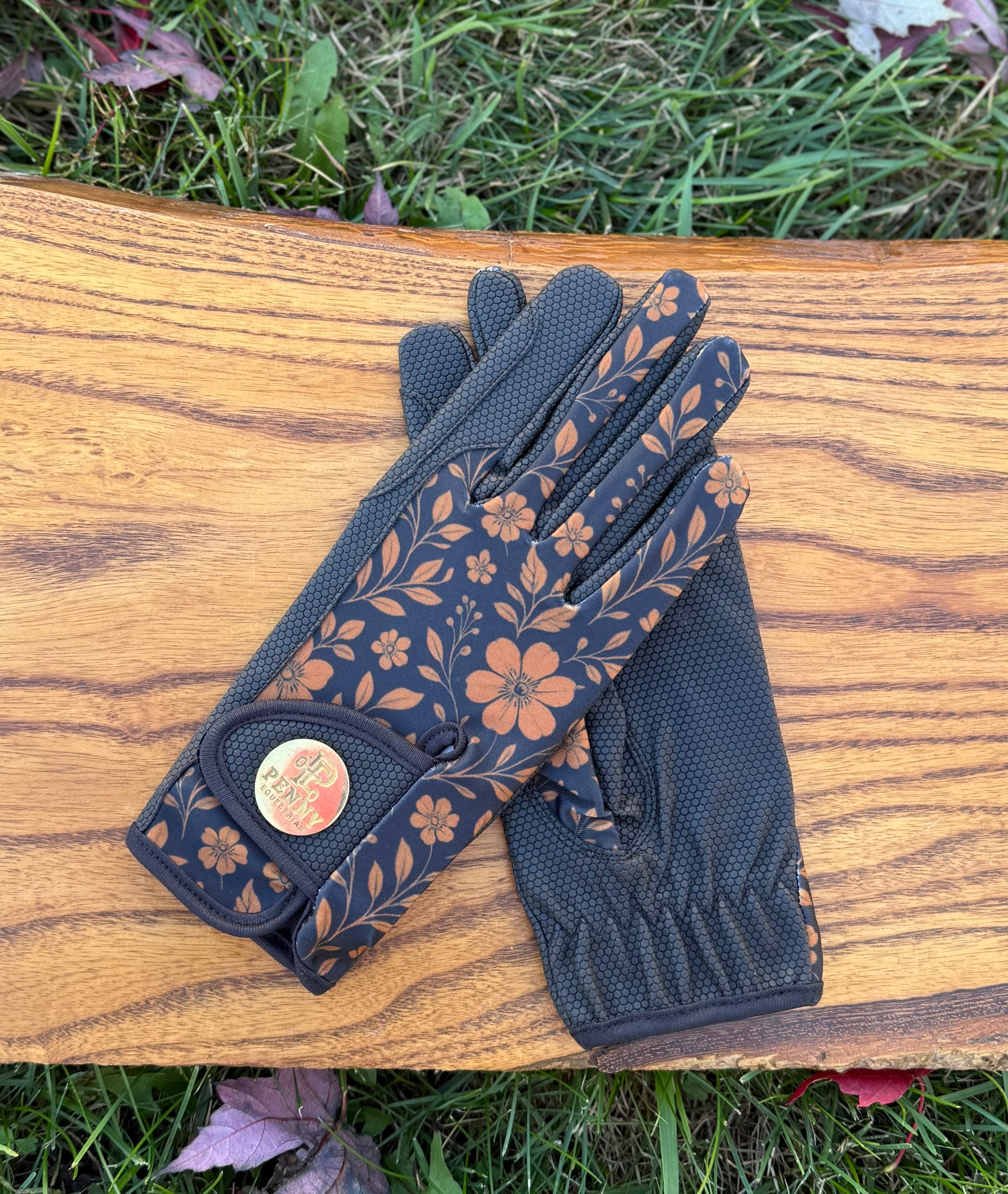 Motionfit Grip Performance Gloves - Onyx Bloom